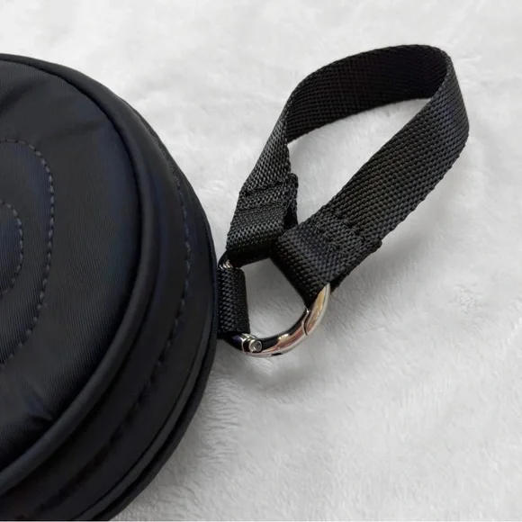 NWOT Lululemon Logo Pouch Coin Case Keychain – Black Nylon Mini Clip Pouch - Picture 5 of 7